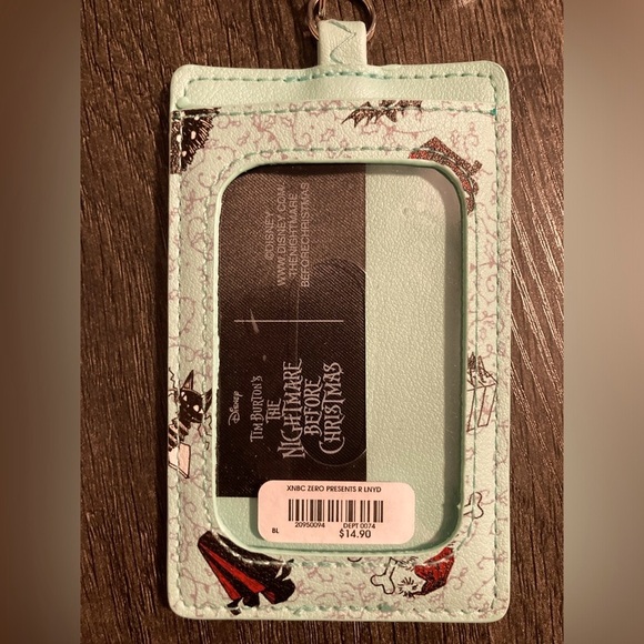 Loungefly Nightmare Before Christmas ID Retractable Lanyard - Picture 5 of 7